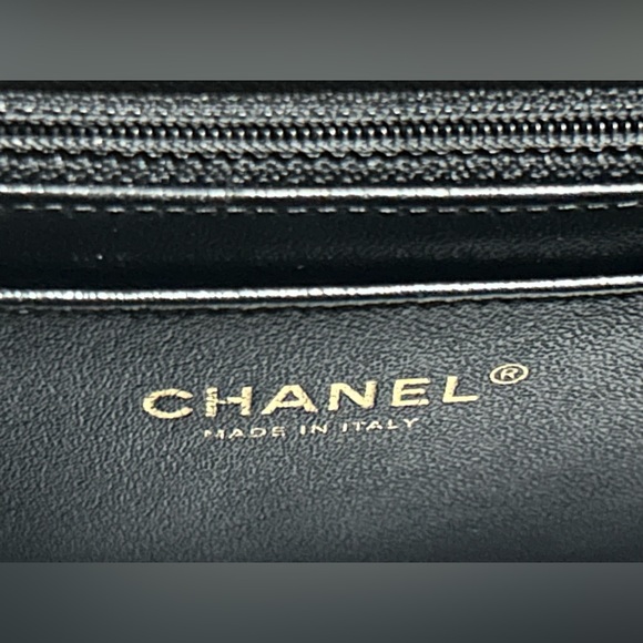 100% Authentic Chanel lambskin quilted  mini rectangular flap - Picture 9 of 15